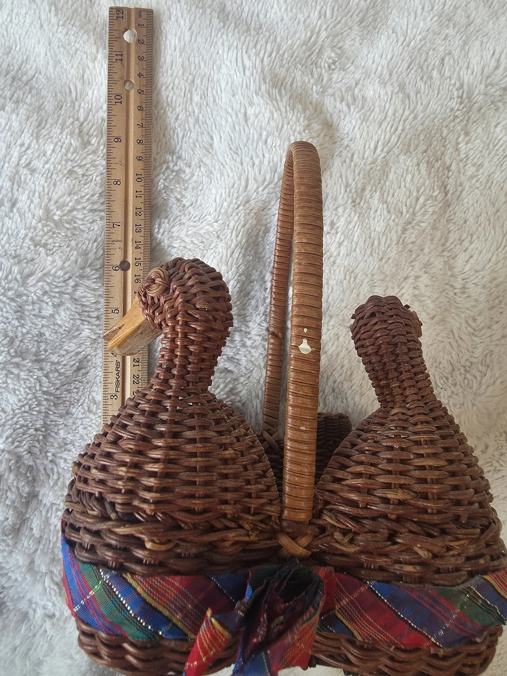 Vintage Ducks Wicker Basket with handle